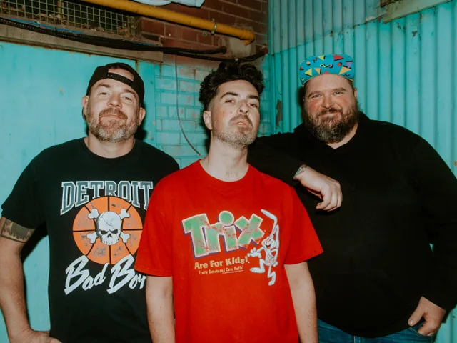 Born in the Eighties band members posing together.
